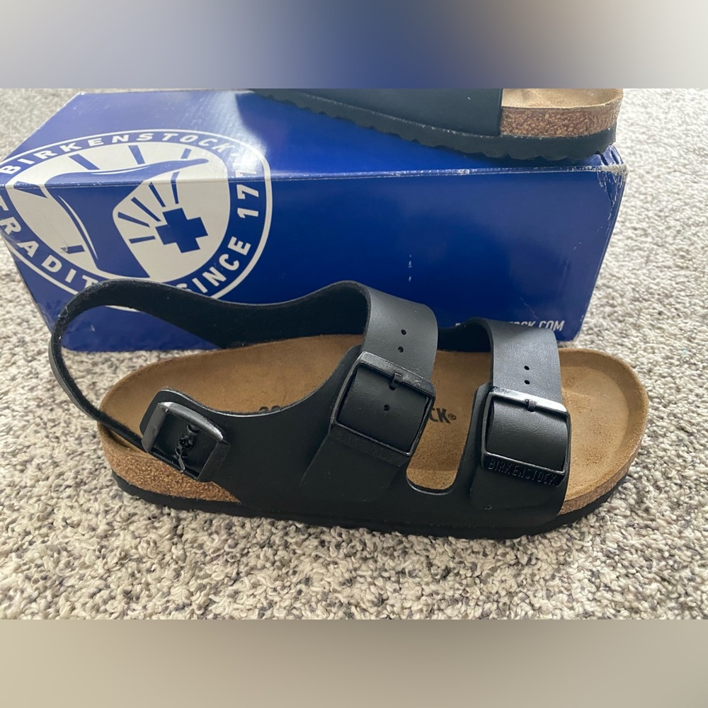 NWT Women’s birkenstock 38 narrow